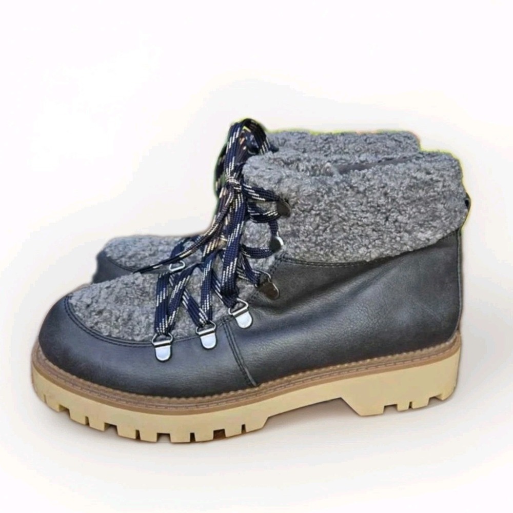 Cozycore Cabincore Hiker Boots Circus by Sam Edleman Kilbourn 8.5 Black Gorpcore